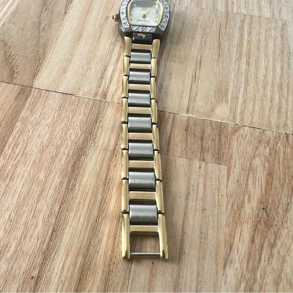 Anne Klein brand anne